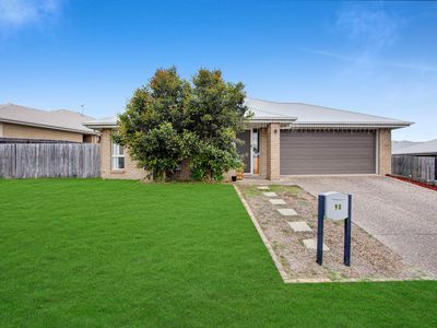 90 Sarah Drive, Yamanto