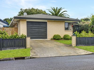 1A Alexander Place, Otaki