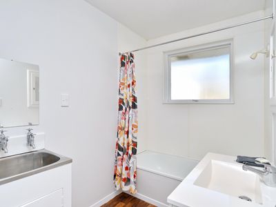 2 / 132 Aldwins Road, Linwood