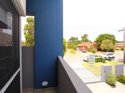 8 / 31 Pollard Street, Glendalough