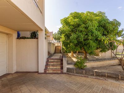 9 Weema Court, Swan View