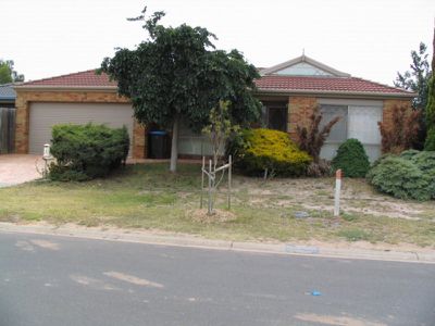 19 Briardale Drive, Werribee