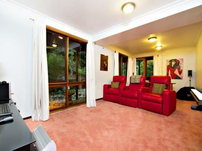 6-8 Ryans Parade, Mount Macedon