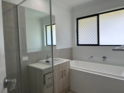 4 Leatherwood Street, Fernvale