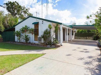 16 Crestview Street, Loganlea