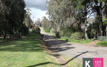 5 Patrick Place, Beaconsfield