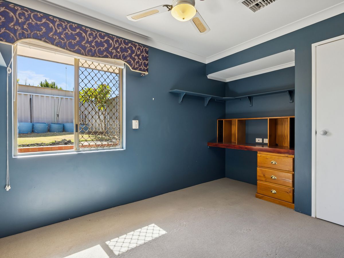 56 Camarino Drive, Woodvale