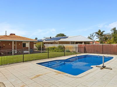 42 Shadwell Way, Morley