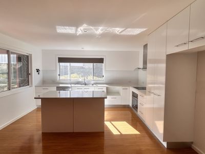 5 Helmsman Close, Safety Beach