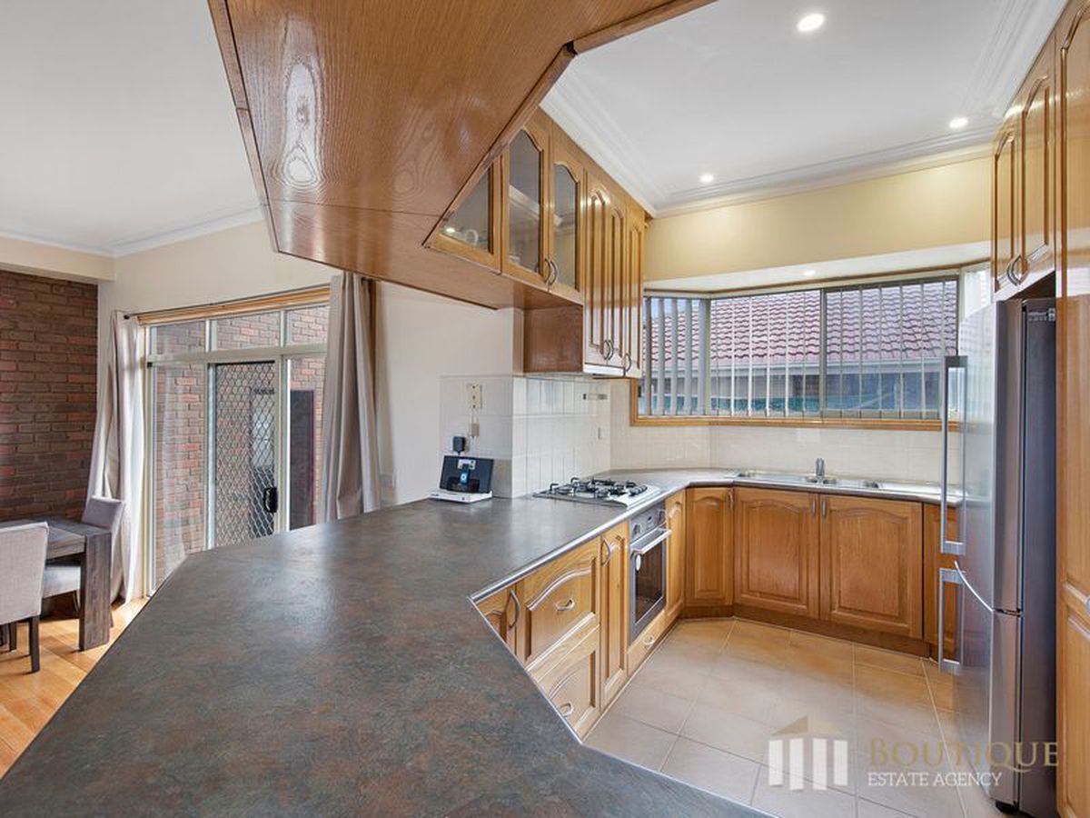 4 / 26 Victoria Avenue, Springvale