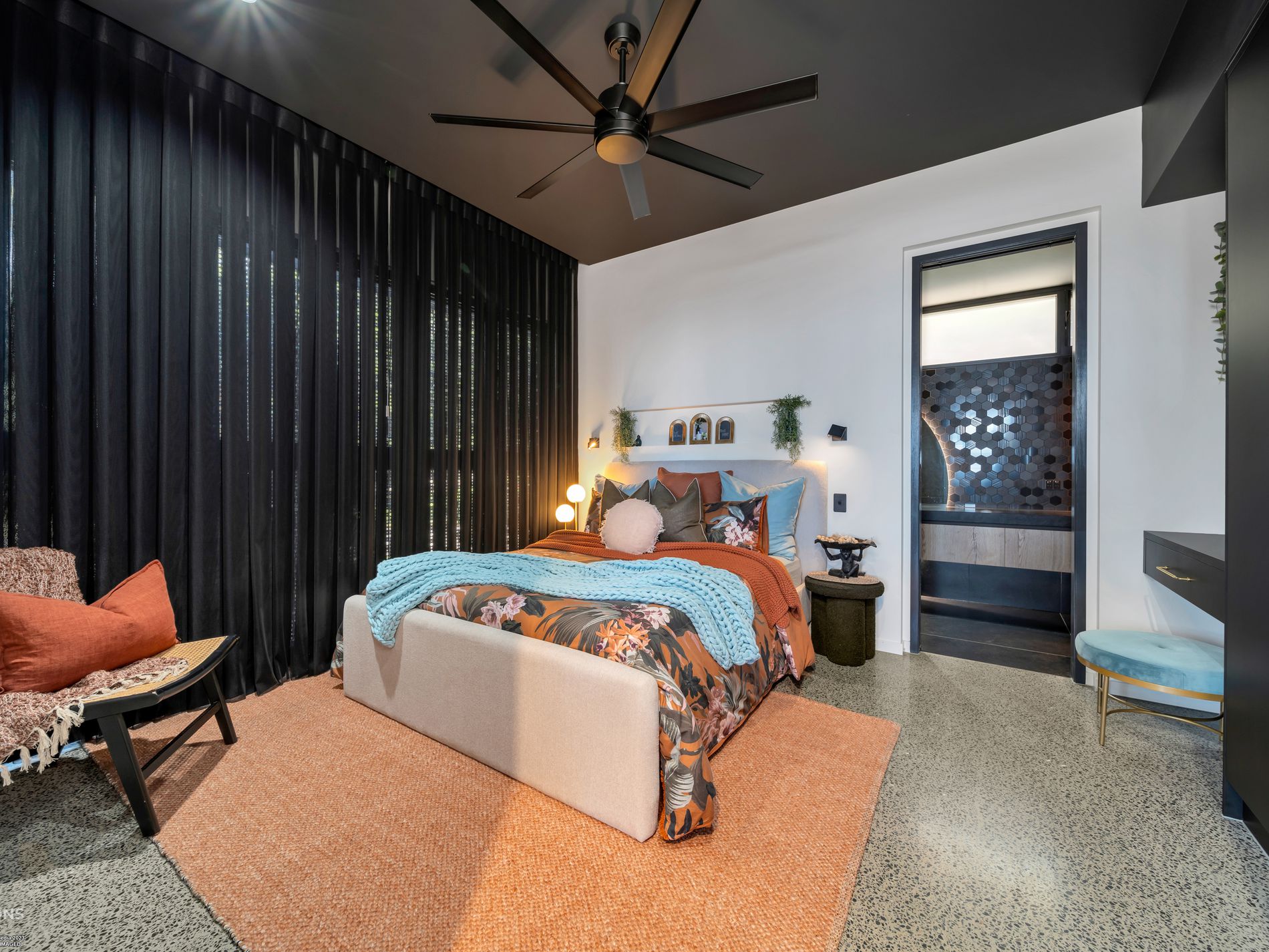 22 Akame Avenue, Caravonica