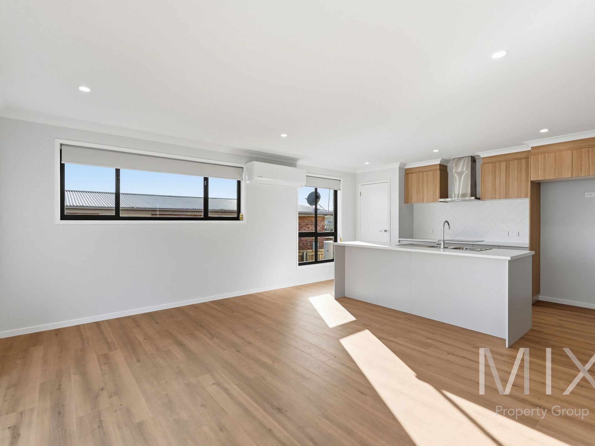 2 / 70 William Street , Brighton
