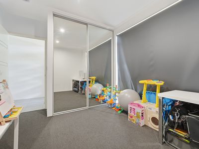 240 Leeuwin Boulevard, Bushmead