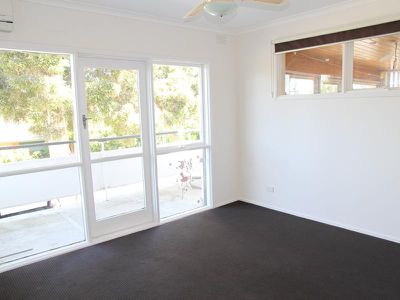 1 Sherwood Court, Doncaster East