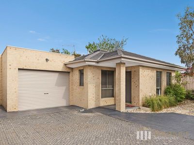 4 / 8A Peter Court, Dandenong
