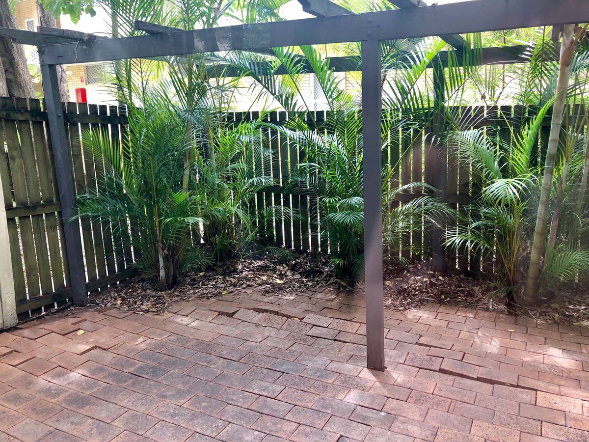 4 / 5 Norwood Street, Toowong