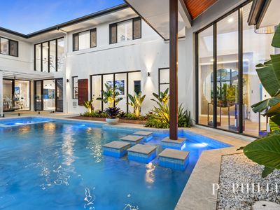 2566 Cressbrook Drive, Hope Island