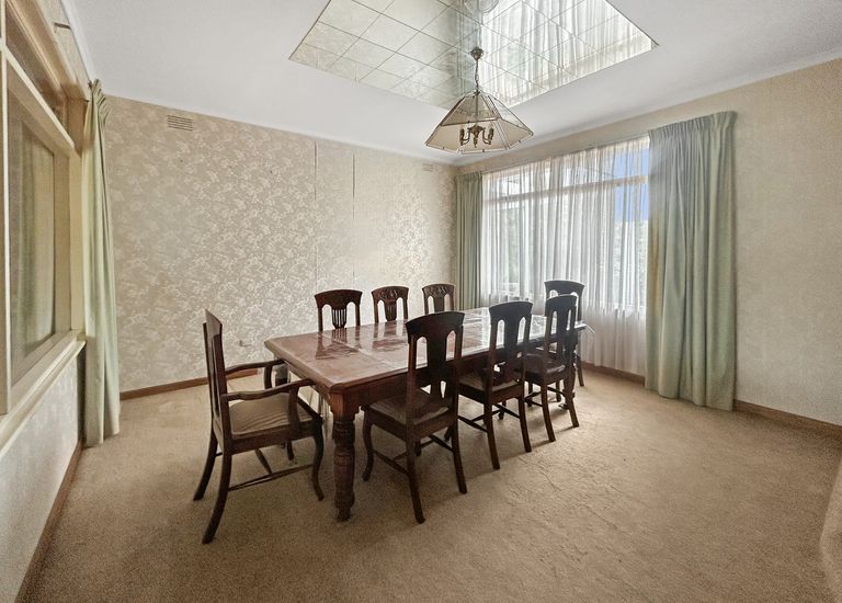 8303 Princes Highway, Allestree