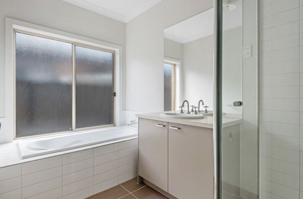 14 Pearce Way, Craigieburn