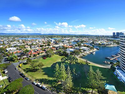 78 ‘Atlantis West’ 2 Admiralty Drive , Paradise Waters