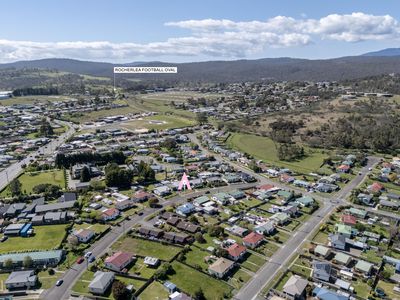 18 Cook Crescent, Mayfield