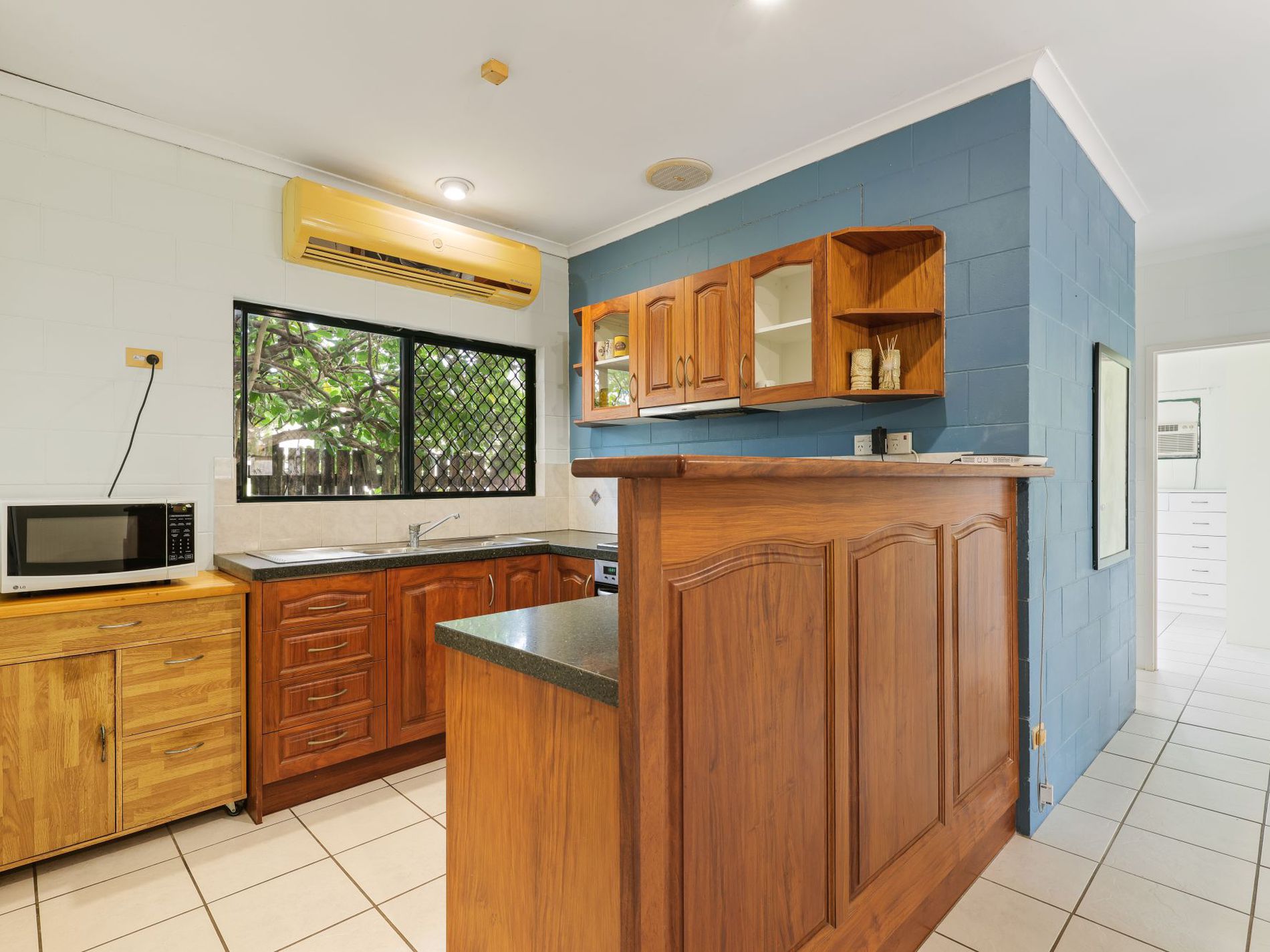 6 Yates Court, White Rock