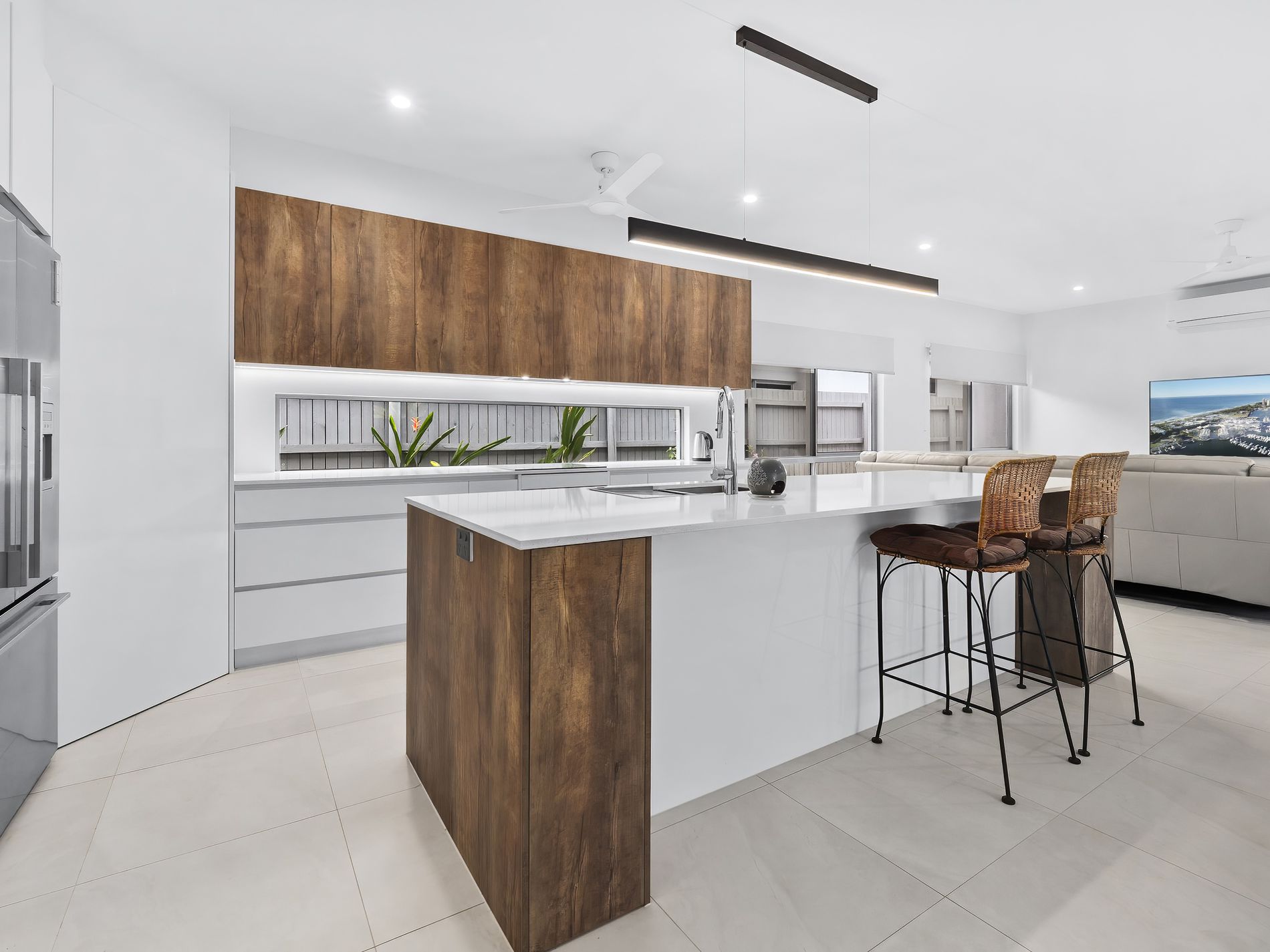 2 / 9 Jabiru Court, Smithfield