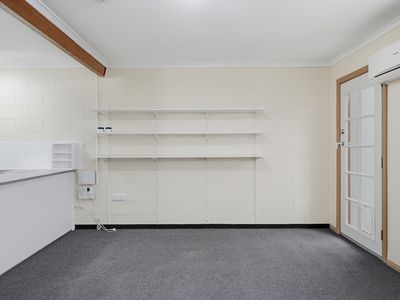 3 / 39 Sorell Street, George Town