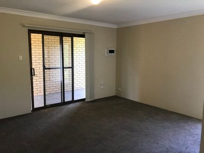 8 / 10 Fermont Street, Underwood