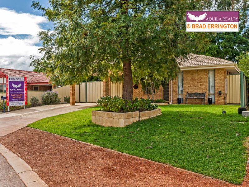 14 Robins Rise, Stratton