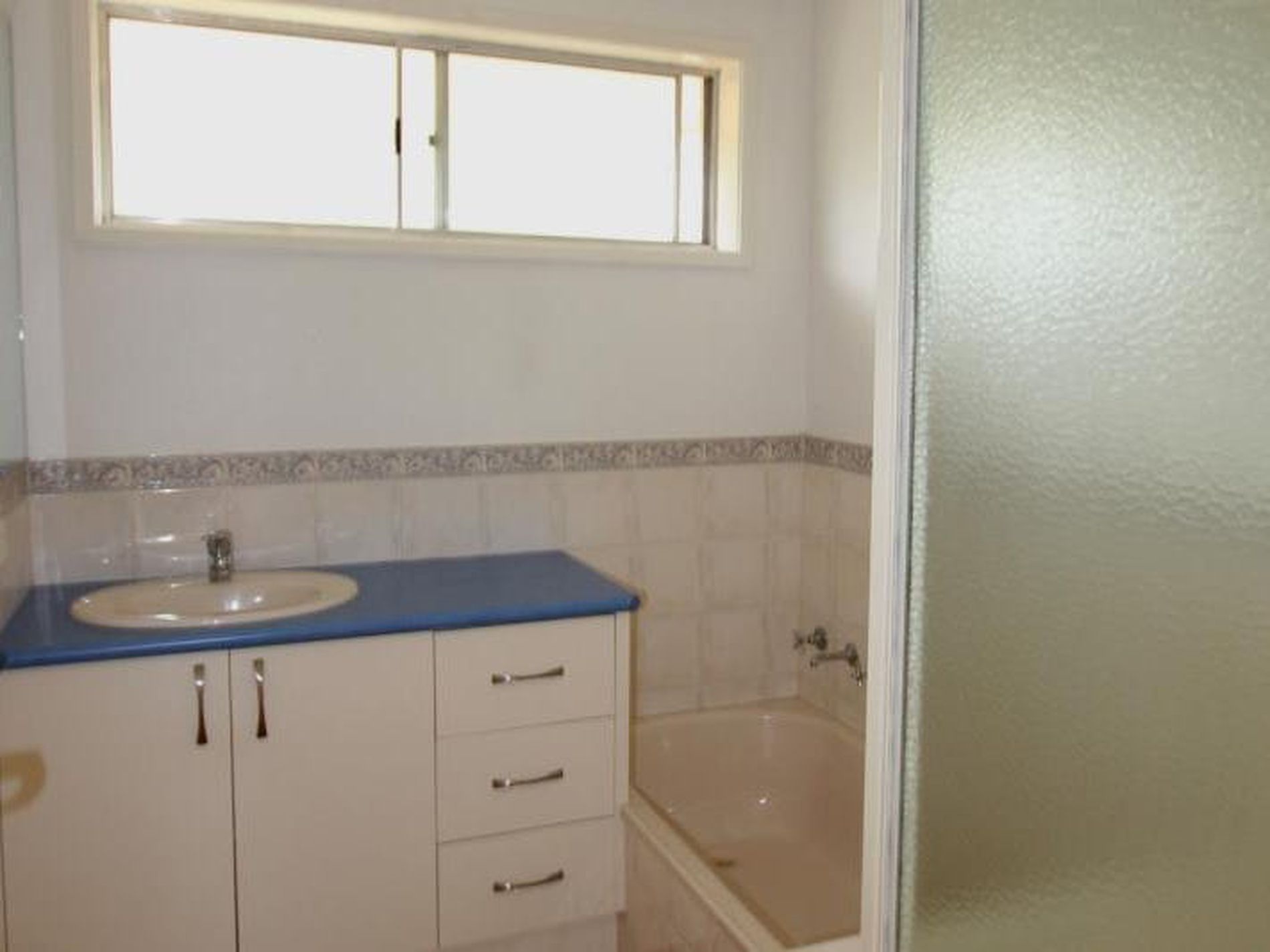 22 Bostock Avenue, Manifold Heights