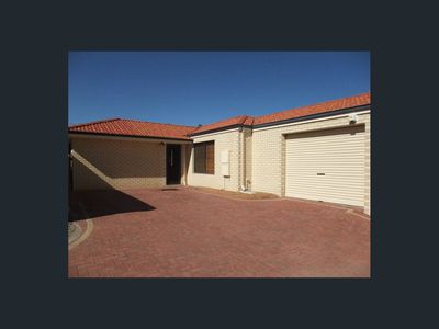 2/8 Ravenswood Drive, Nollamara