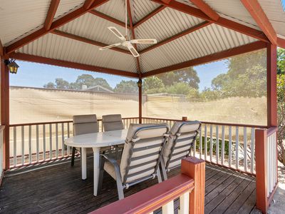 1 Bessant Court, Camillo