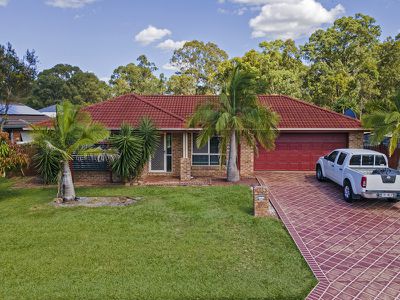 25 Lakeview Dr, Logan Reserve