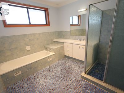 4 Tanderra Avenue, Carlingford