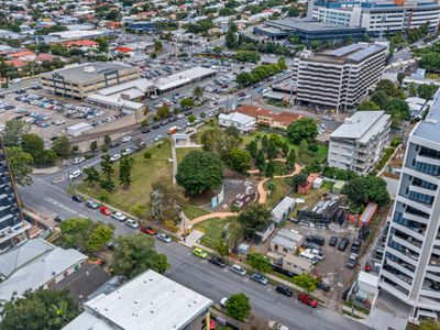 33-37 Carl Street, Woolloongabba