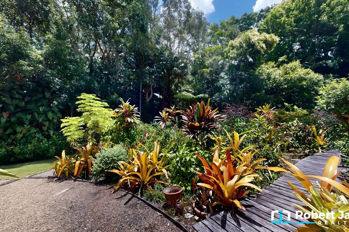 6 Terrens Court, Tewantin