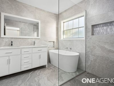 2 / 25 - 27 Bligh Street, Wollongong