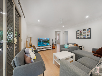 35 Wongala Avenue, Blue Haven