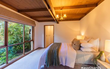 32 Burton Road, Beaconsfield Upper