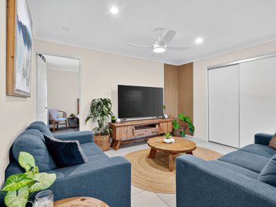 7 Karora Road, Beachmere