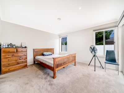 27 Cobram Street, Tarneit