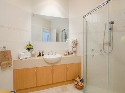 1 / 2 Red Oak Place, Mount Gambier