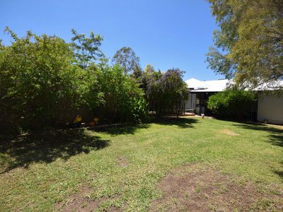 157 Cassowary Street, Longreach