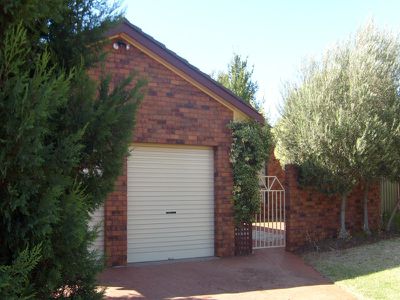 8 Catchpole Close, Dubbo
