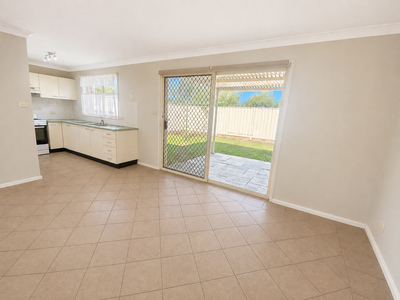 4 Sandover Court, Wattle Grove
