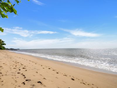 38 Hibiscus Lane, Holloways Beach
