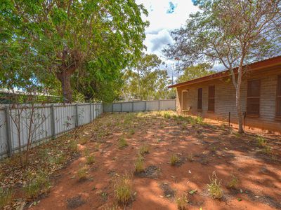 11 Peter Way, South Hedland