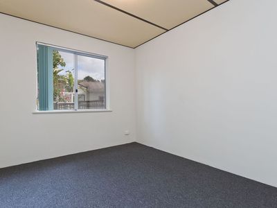 52 Kidman Avenue, South Guildford