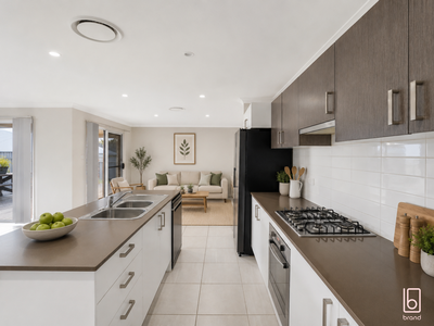 22 Grasstree Avenue, Woongarrah